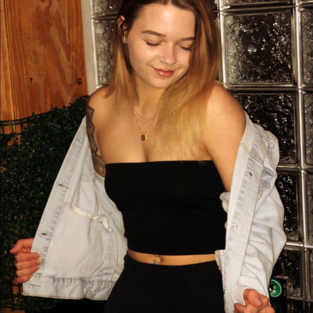 Meet your Posher, Taylor